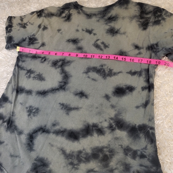 DK "Savage" Men's graphic T-shirt,  Green,  Small - Picture 6 of 7